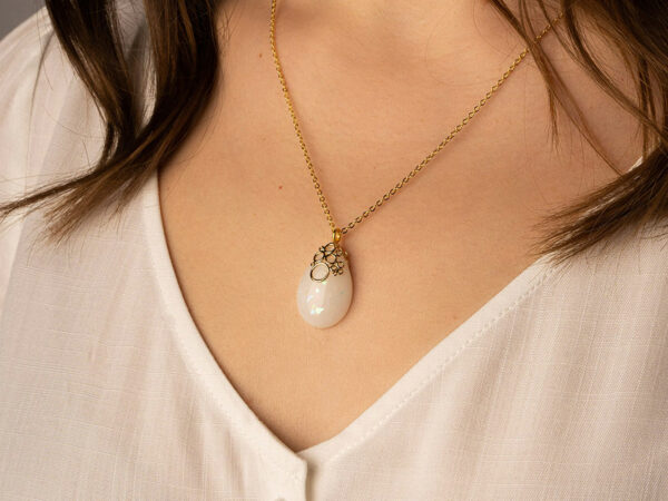 Breastmilk jewelry necklace pendant drop teardrop shape with opal effect flakes and fancy bail from KeepsakeMom
