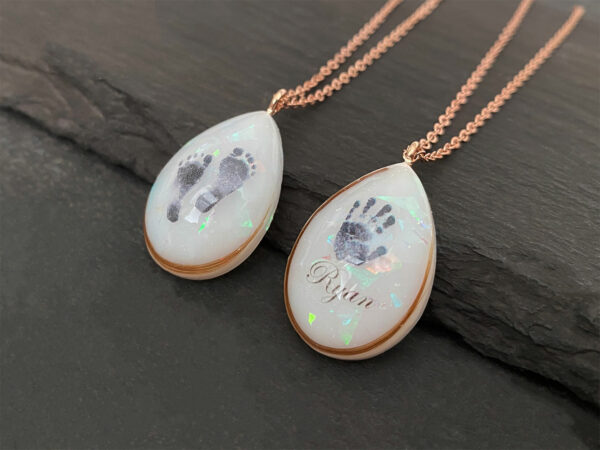 KeepsakeMom Breastmilk Jewelry Breastmilk Necklace, Angel Prints, Hand & Foot, Rose Gold, Profile