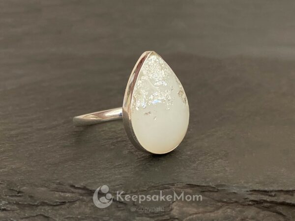 KeepsakeMom Breastmilk Jewelry Breastmilk Ring The Original Ring Silver Silver Flakes