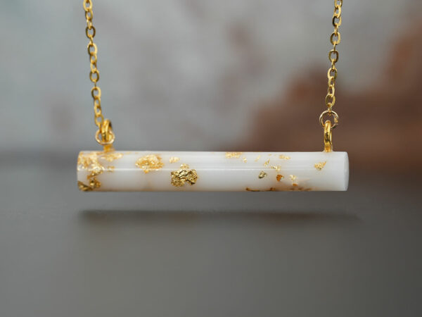 breastmilk jewelry stick bar necklace from Keepsakemom yellow gold flakes and chain