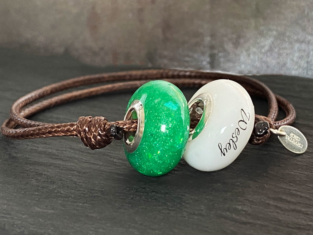 breastmilk-jewelry-bracelet-beads-may-emerald-birth-color-name-keepsakemom
