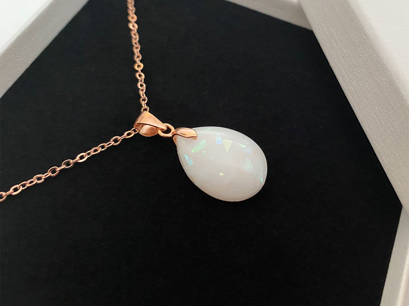 breastmilk-jewelry-drop-necklace-opal-rose-gold-keepsakemom