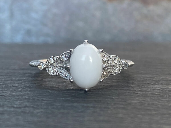 breastmilk-jewelry-ring-silver-oval-keepsakemom