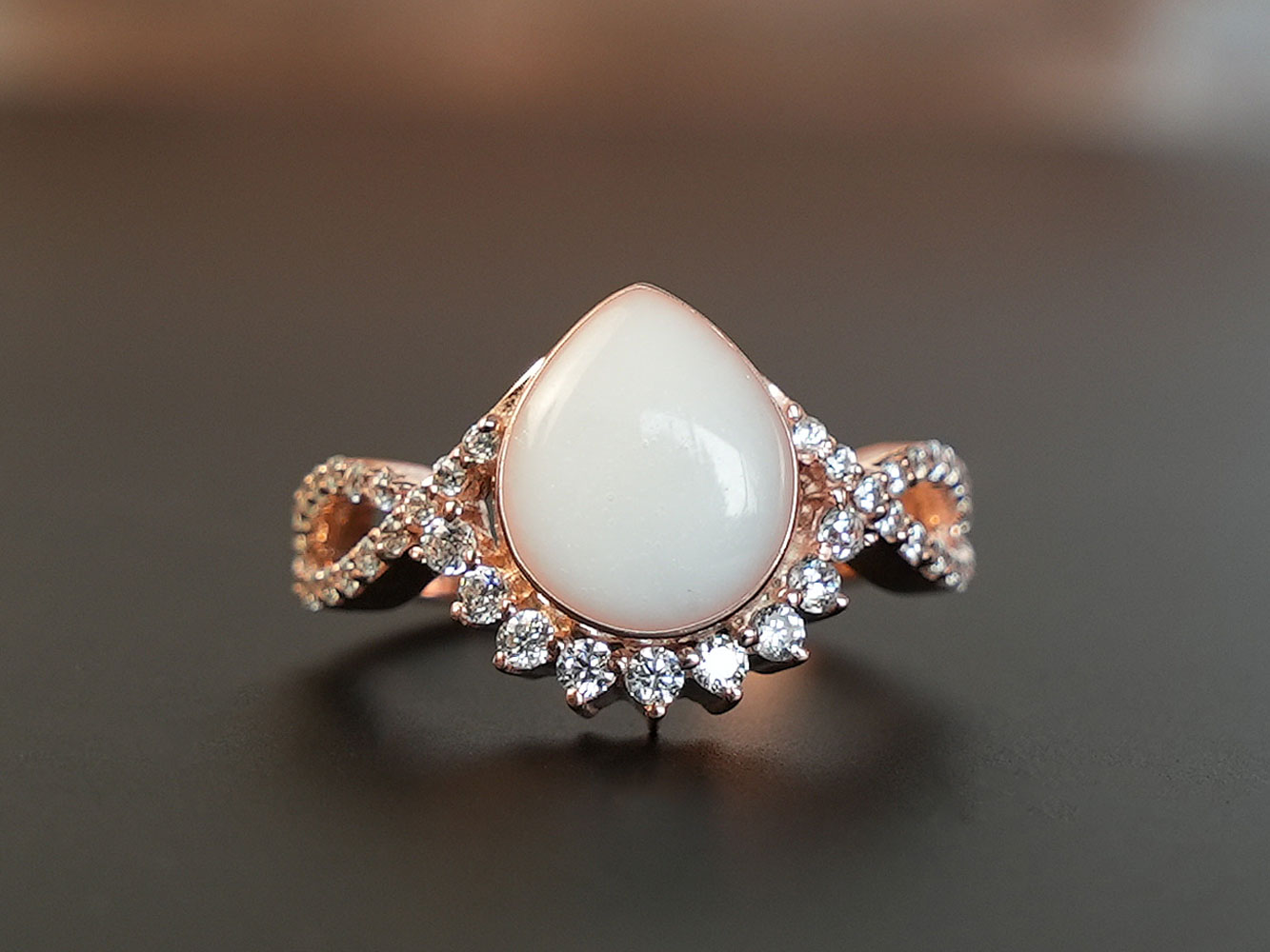 breastmilk-jewelry-ring-plated-rose-gold-keepsakemom8