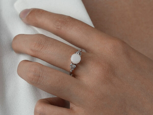 breastmilk jewelry ring diamond breastmilk side crystals white gold model ring KeepsakeMom