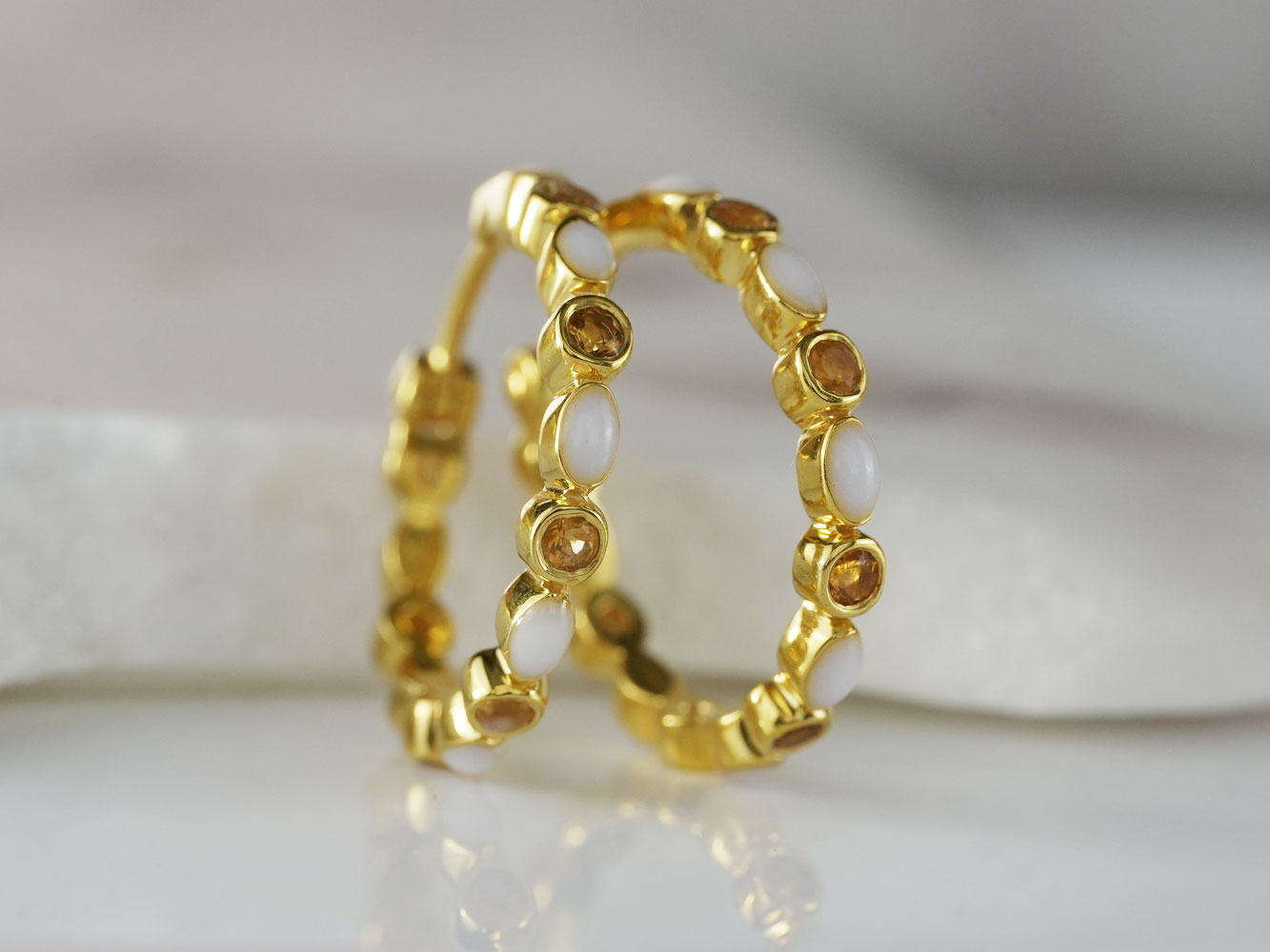 breastmilk-infinity-earrings=yellow-gold-keepsakemom (2)