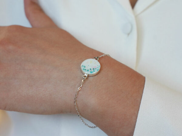 breastmilk-moon-bracelet