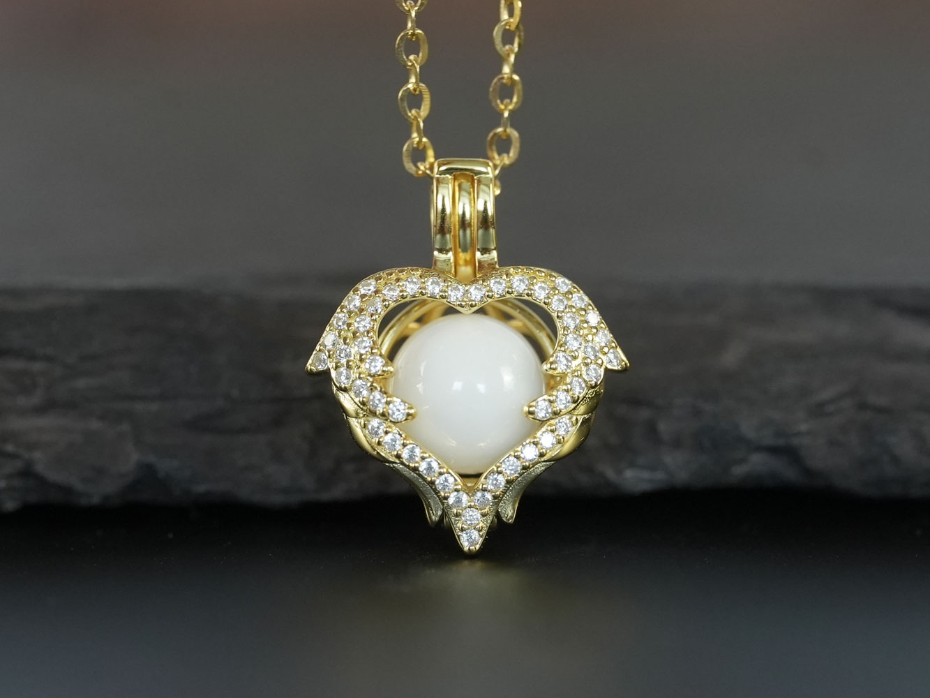 breast-milk-jewelry-necklace-pendant-keepsakemom