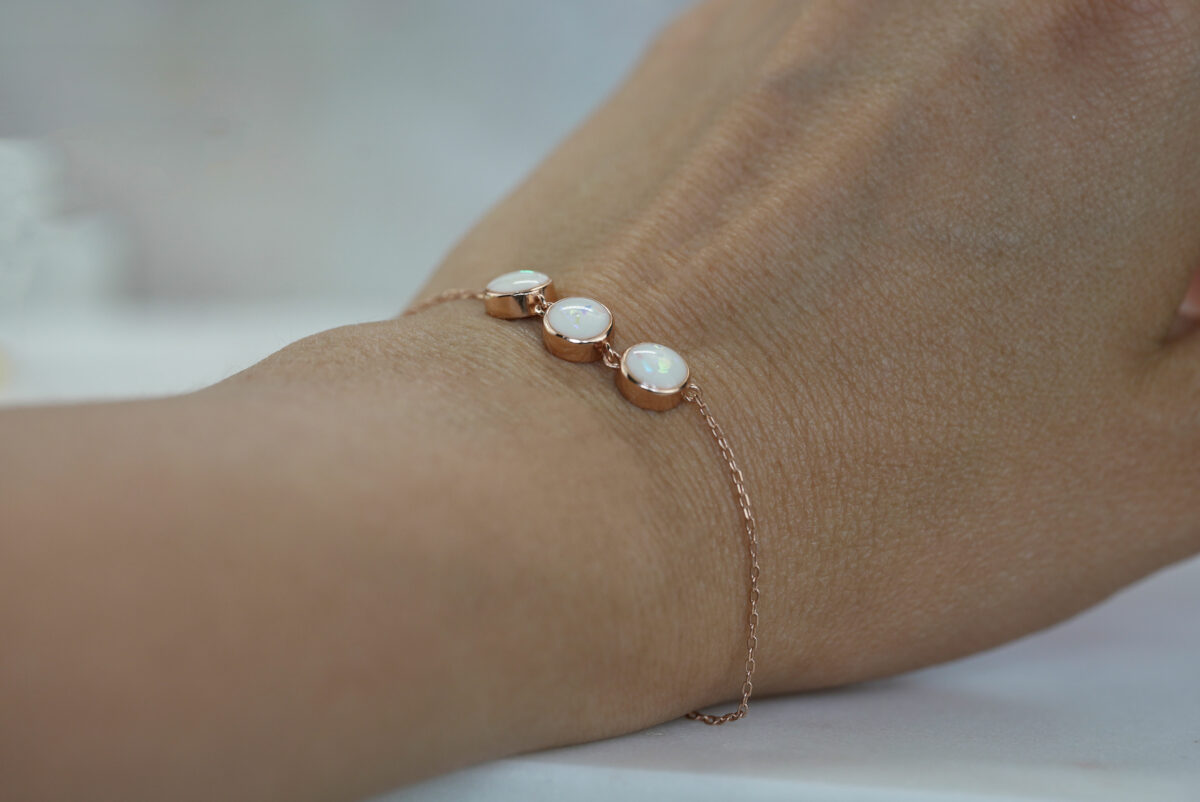 breastmilk jewelry luna bracelet with opal flakes rosegold keepsakemom