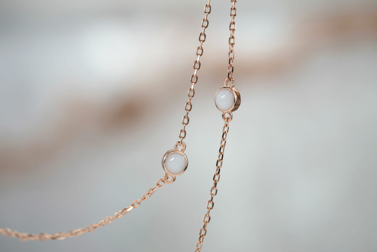 breastmilk jewelry fine dainty chain with six 4mm discs filled with breastmilk from KeepsakeMom rose gold