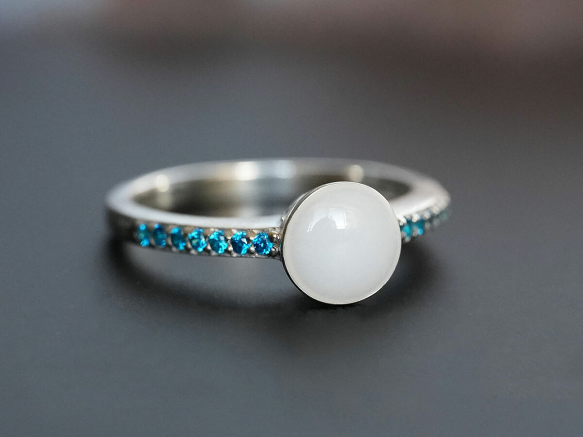 breastmilk ring jewelry fine band birth month color blue zircon December crystals round breastmilk stone KeepsakeMom