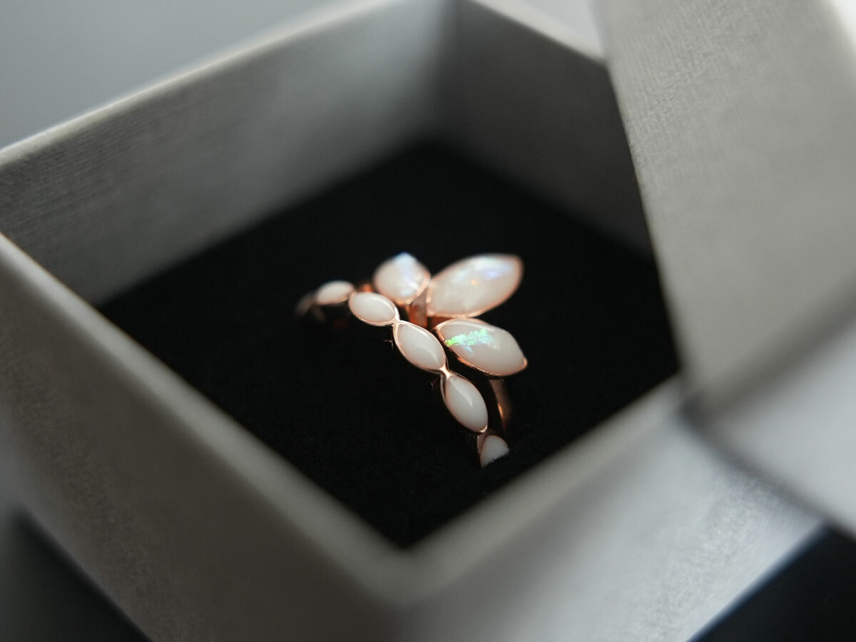 breastmilk jewelry lotus ring three petals rose gold KeepsakeMom opal flakes boxed