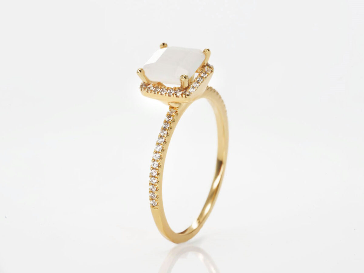 Breast-milk-ring-yellow-gold-side-crystals-square-diamond-breast-milk-keepsakemom