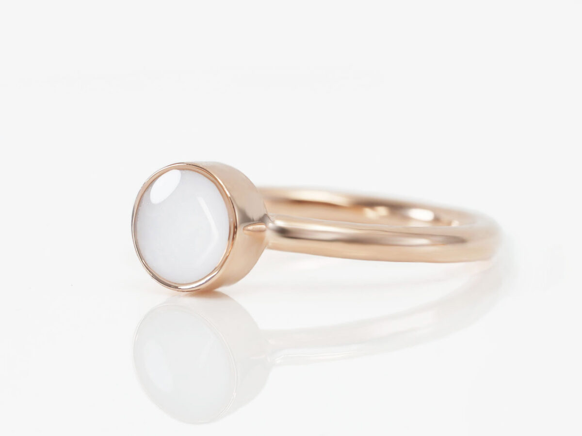 breastmilk jewelry ring simple classic round stone sterling silver rose gold plated from keepsakemom on white background side view
