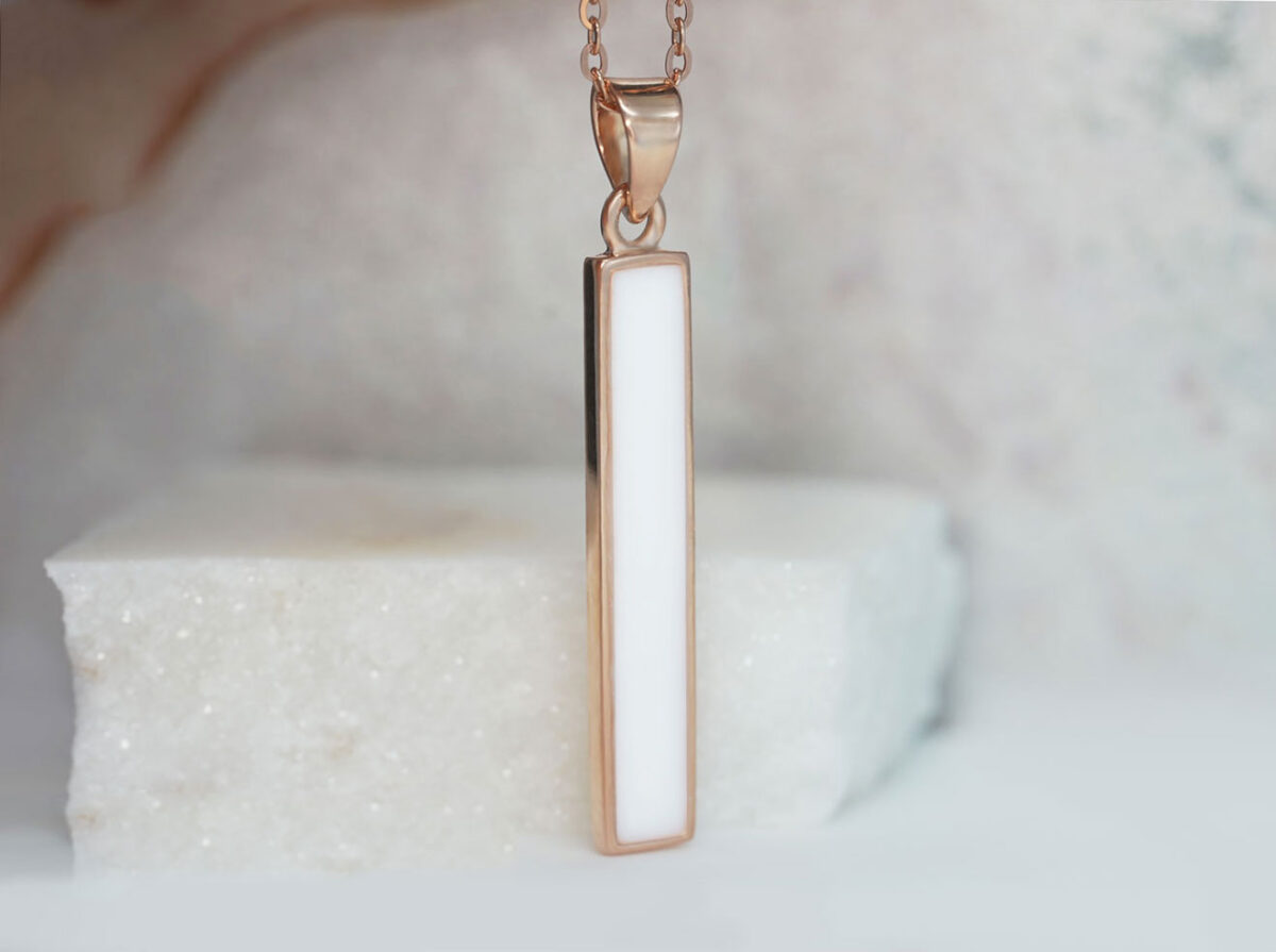 breastmilk jewelry long bar stick filled with milk in rectangular shape vertical from Keepsakemom in rose gold
