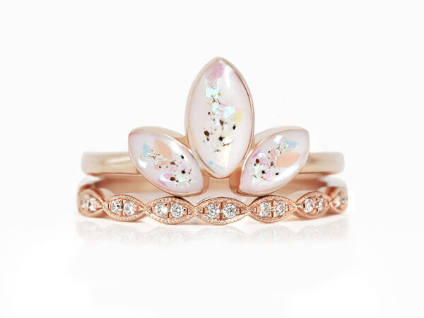breastmilk jewelry ring set with placenta, umbilical cord and ashes in rose gold plating from keepsakemom