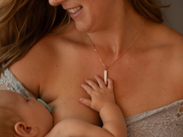 Breastmilk Bar Necklace - Image 3