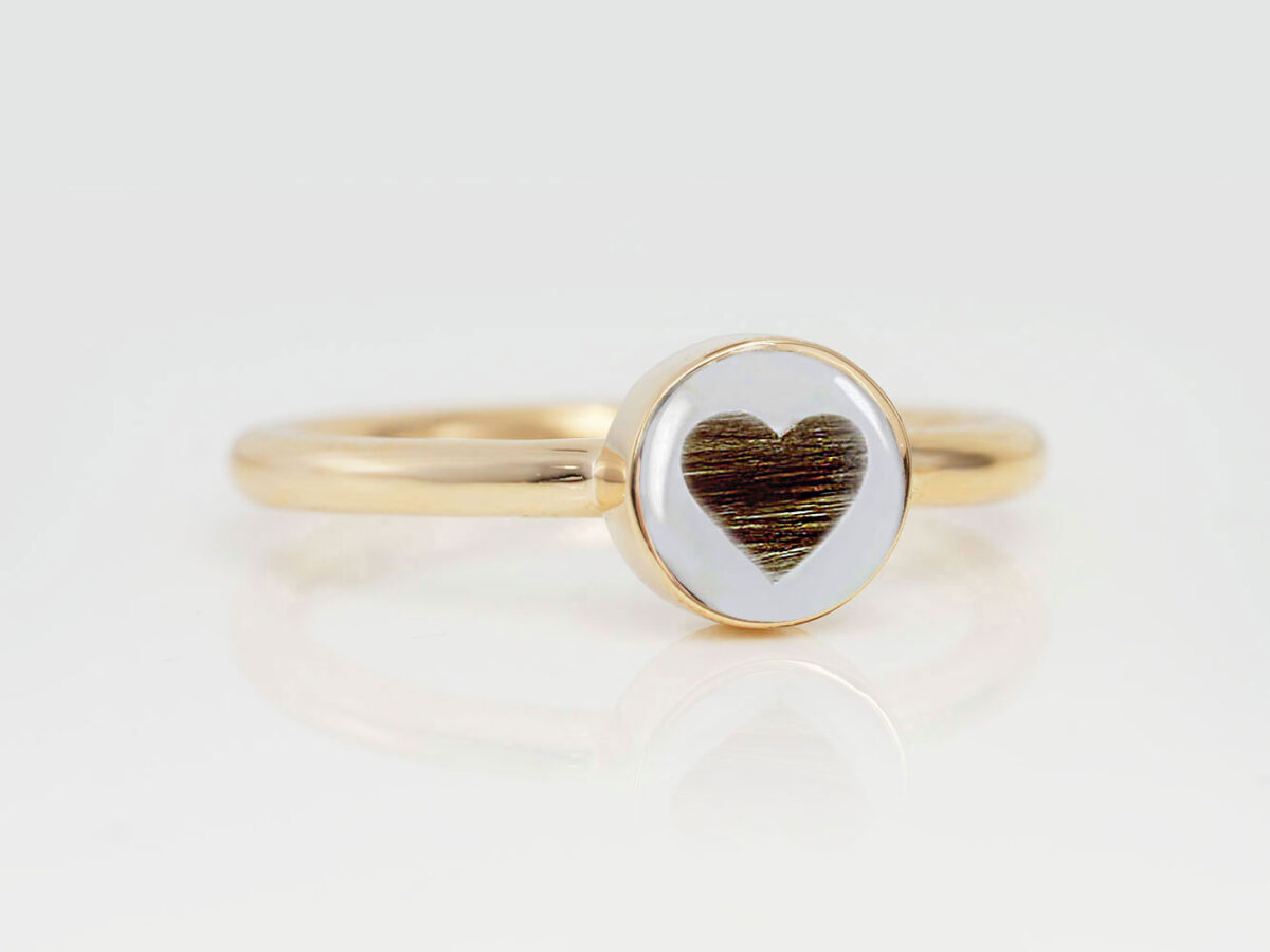 memorial yellow gold ring for a pet owner with a heart made from a horse's hair, memorial jewelry from keepsakemom