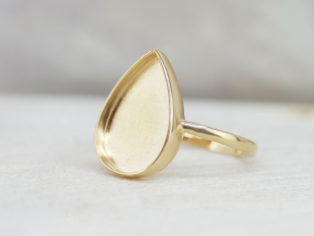 14K Gold last one/ size 4/ 25% off/ your breastmilk
